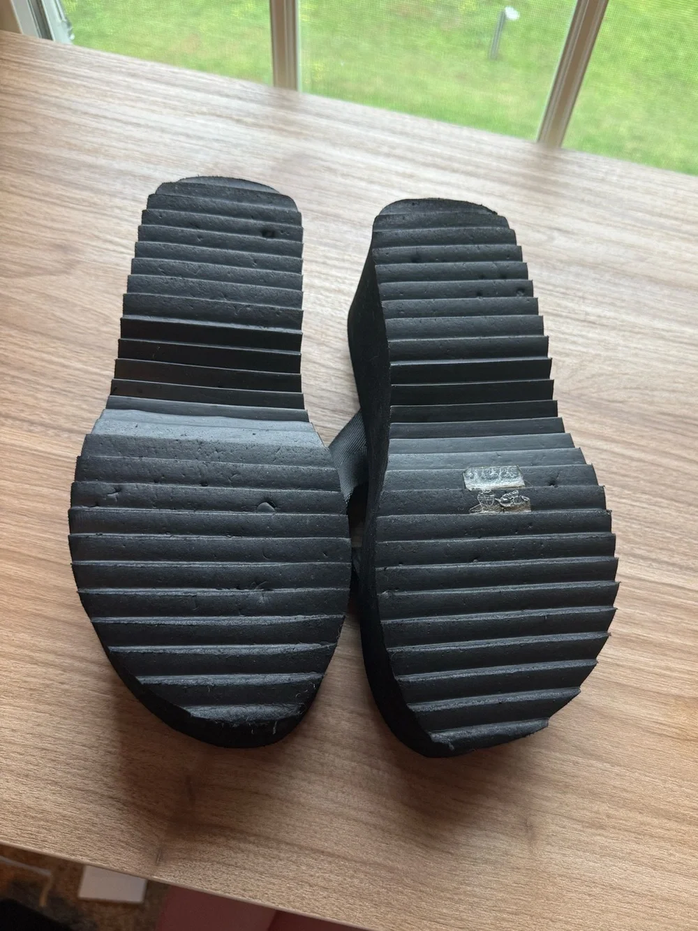 H&M Platform Flip-Flop Sandals in Black